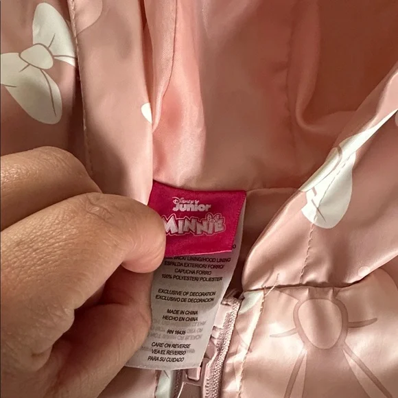 Disney Minnie Mouse 3T Raincoat With Minnie Ears and bows all over jacket - Picture 3 of 8